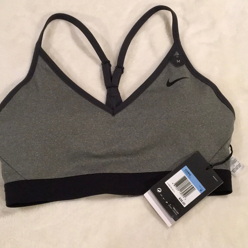 NWT NIKE sports bra